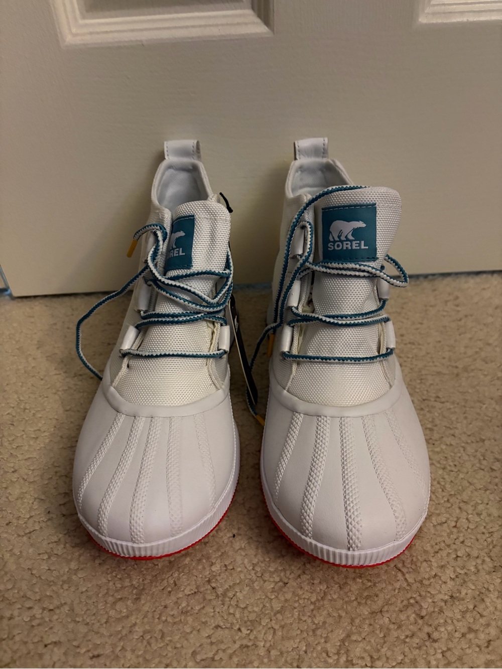 Sorel Women's Out 'N About III Classic White Boot — Waterproof 10 NWOB - Picture 4 of 9